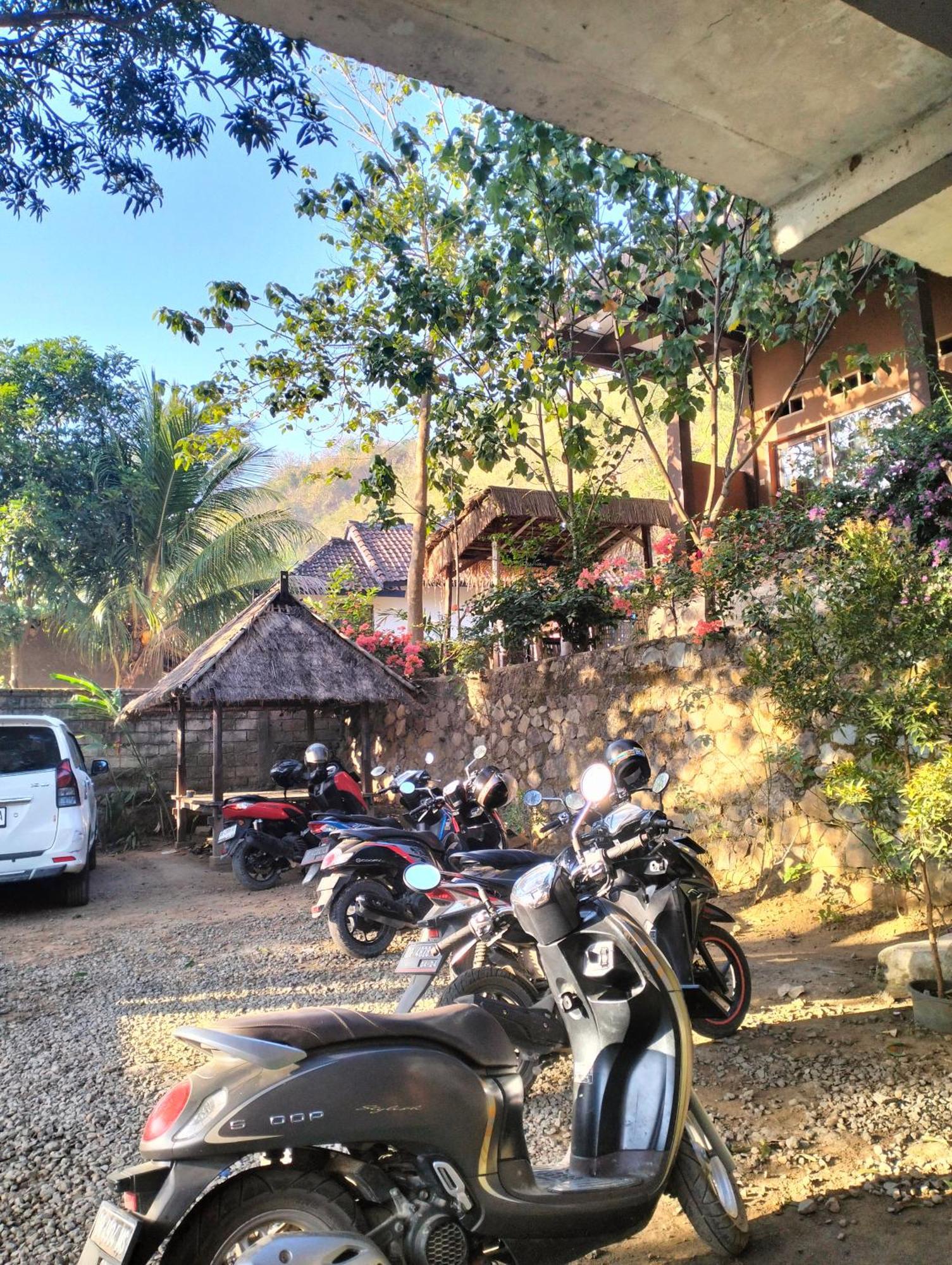 Fullmoon Homestay Kuta  Exterior foto