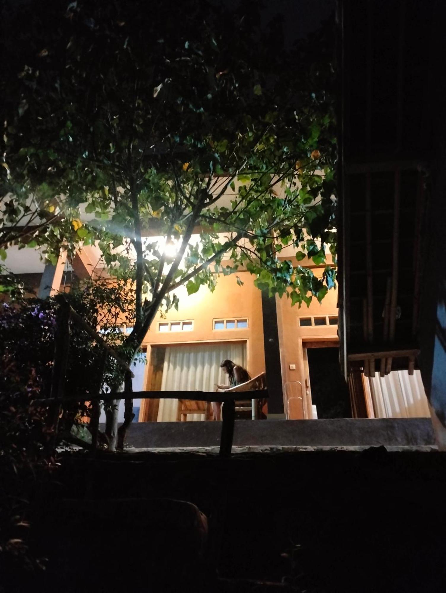 Fullmoon Homestay Kuta  Exterior foto