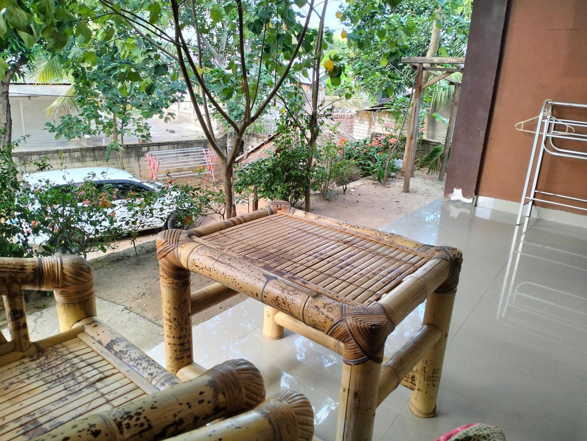 Fullmoon Homestay Kuta  Exterior foto