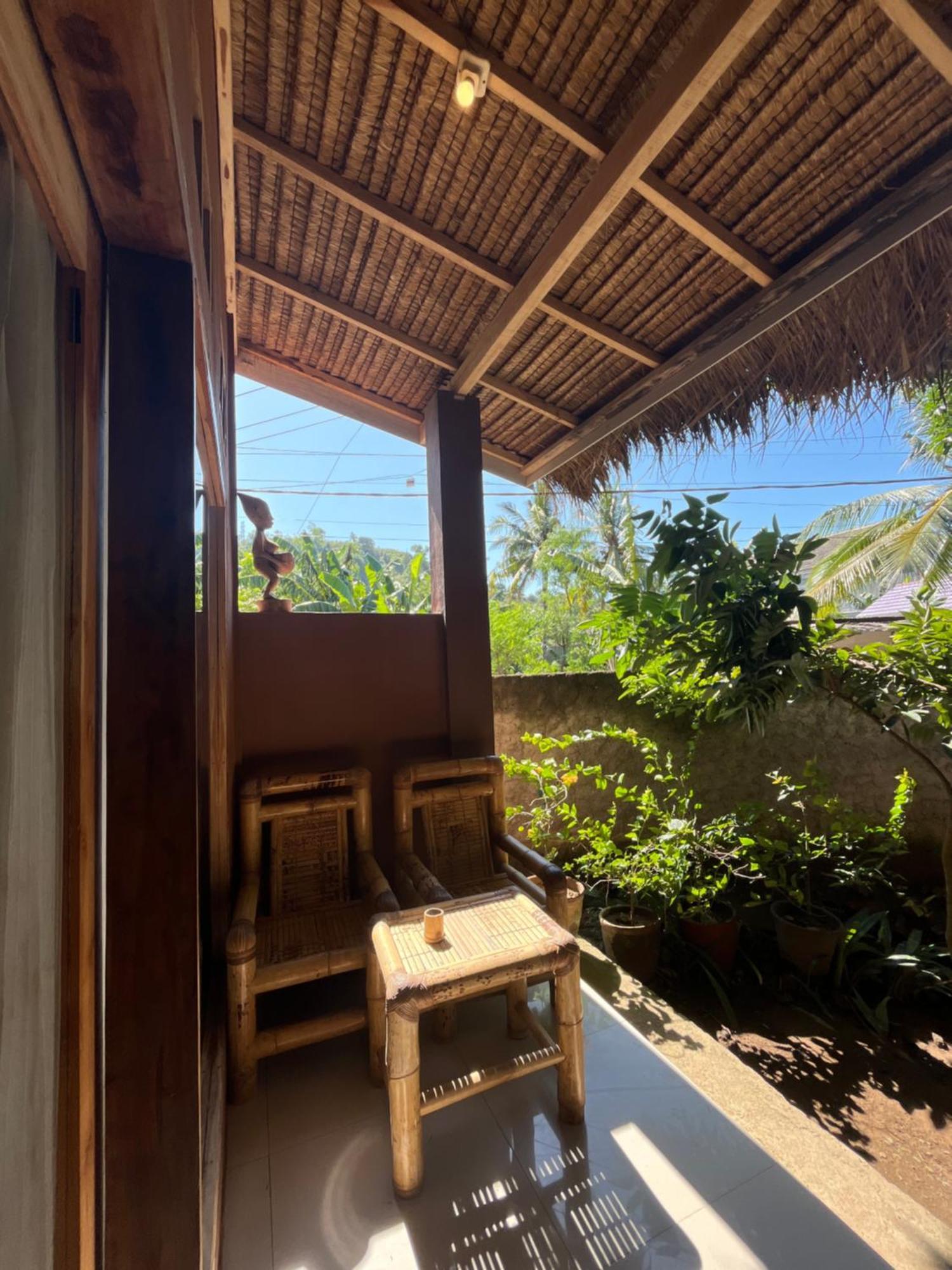 Fullmoon Homestay Kuta  Exterior foto